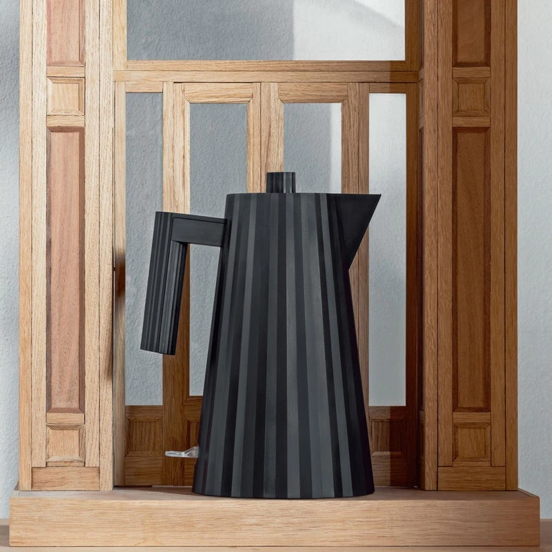 Alessi Electrische Waterkoker Plissé, Zwart 4 Alessi Electrische Waterkoker Plissé, Zwart - Afbeelding 2