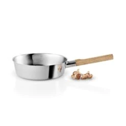 Eva Solo Nordic Kitchen Sauté Pan Ø24 Cm, Stainless Steel 6 Eva Solo Nordic Kitchen Sauté Pan Ø24 Cm, Stainless Steel -Huis Keuken eva solo nordic kitchen saute pan 24 cm stainless steel 3