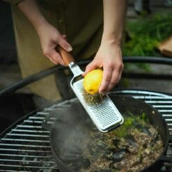 Fiskars Norden Fijne Rasp -Huis Keuken fiskars norden fijne rasp 8