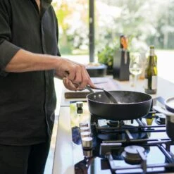 Fiskars Rotisser Sauté Pan Optiheat 26 Cm -Huis Keuken fiskars rotisser saute pan optiheat 26 cm 6