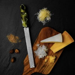 Microplane Premium Classic Zesteur, Camouflagegroen 9 Microplane Premium Classic Zesteur, Camouflagegroen -Huis Keuken microplane premium classic zesteur 39