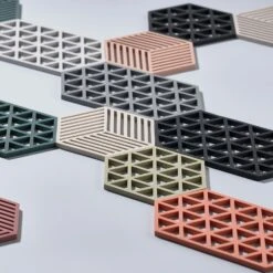 Zone Denmark Triangle Trivet Large, Cool Grey -Huis Keuken zone denmark triangle trivet large 10